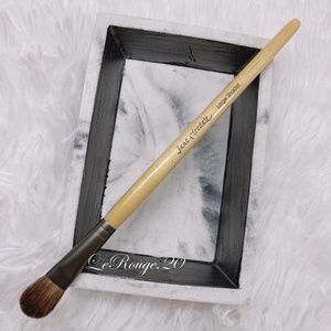 Jane Iredale large shader eyeshadow brush